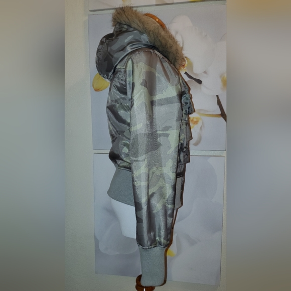 Camouflage Jacket - Picture 4 of 11